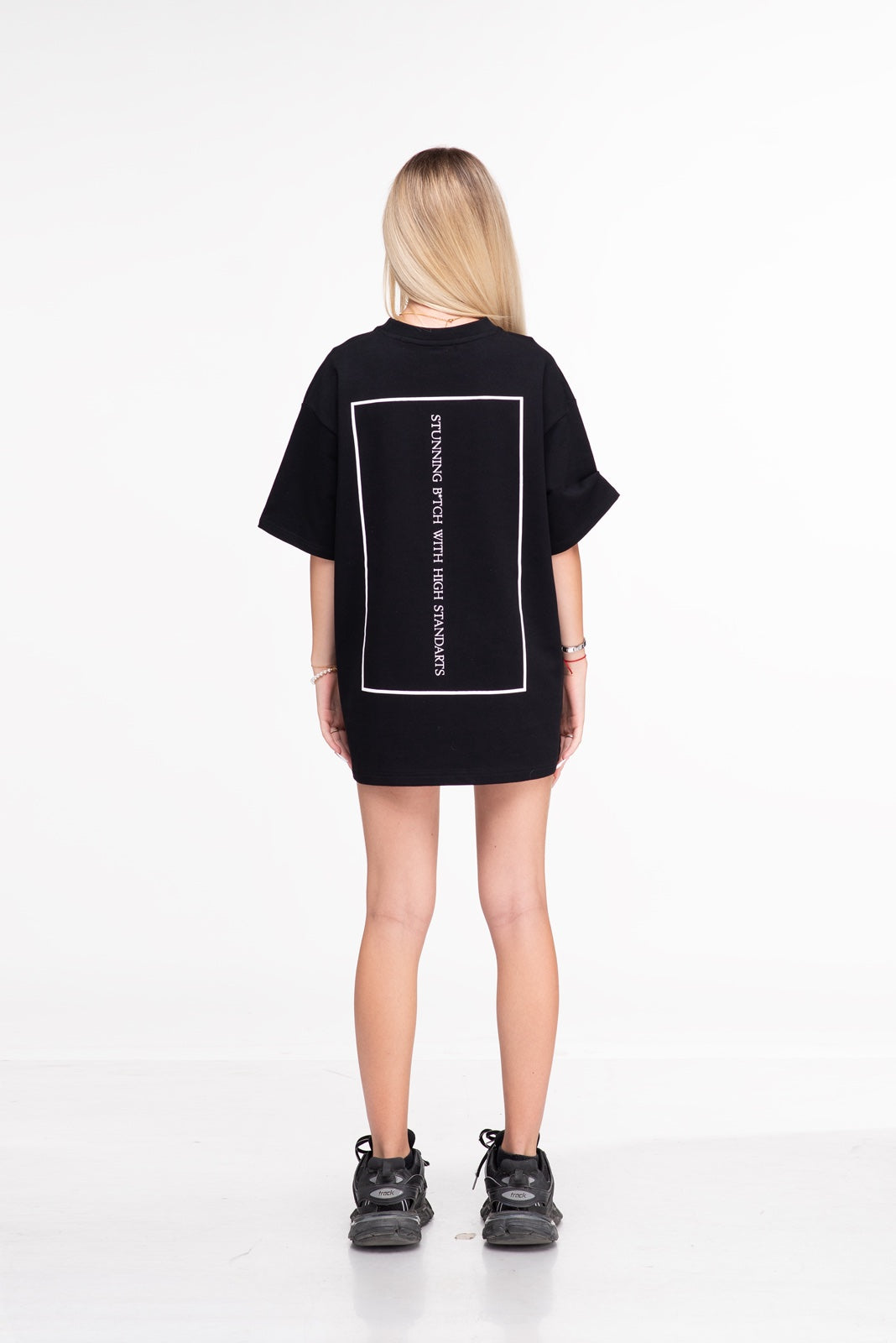 AP BLACK T-SHIRT