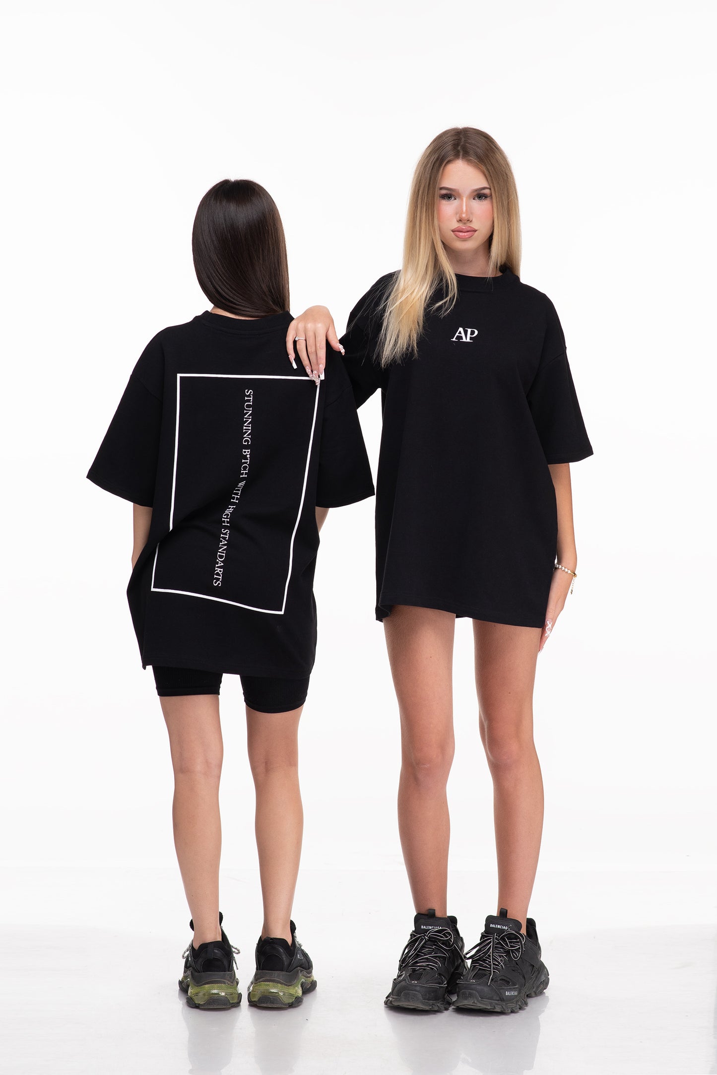AP BLACK T-SHIRT