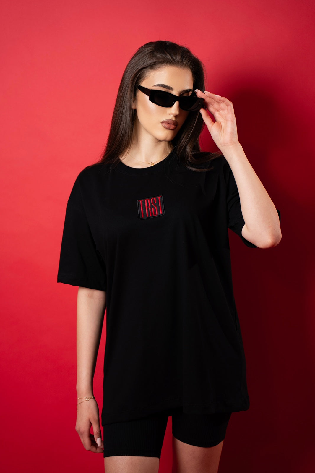 NEWSPAPER TEE
